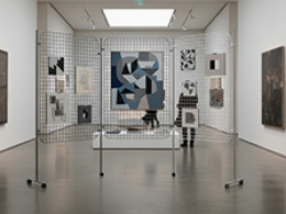 Bacheca modulare con griglie su ruote della linea EXPO' 